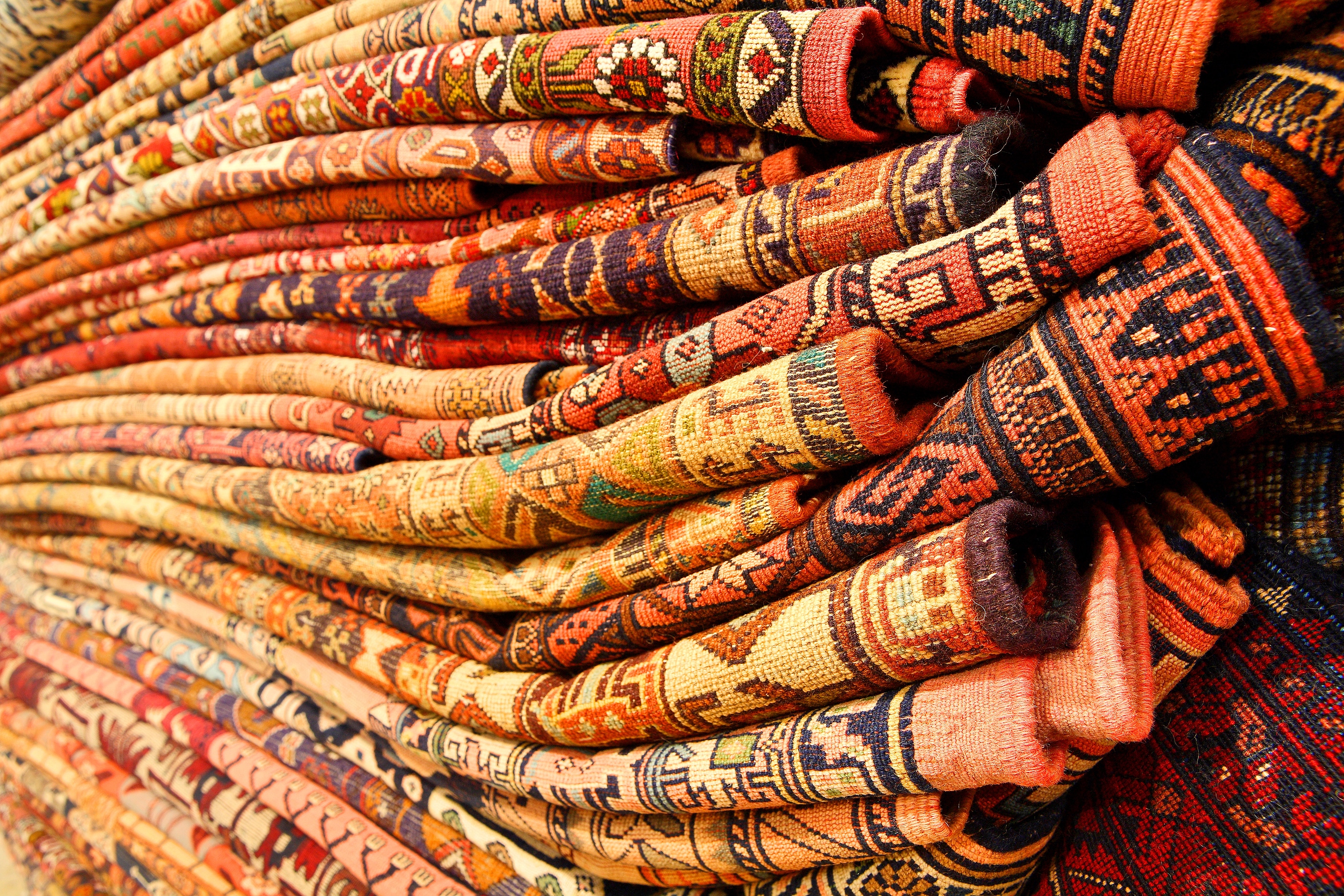 Oriental Rug Cleaning: Leave the Dirty Work to the Pros